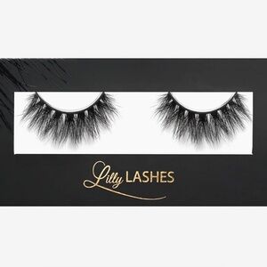 Fake eyelashes 
3D MINK
"So Extra" Mykonos
Bold Volume + Dramatic Length